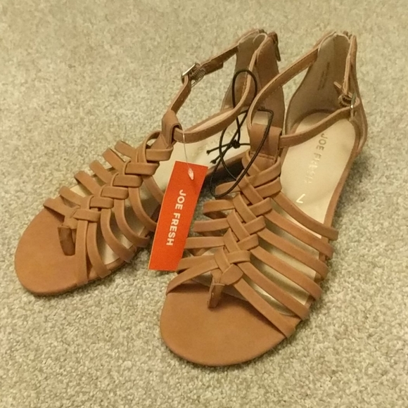 Joe Fresh Gladiator Strappy Sandals NWT - Picture 1 of 6